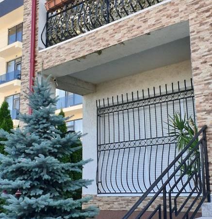 D&H Ξενοδοχείο Năvodari Εξωτερικό φωτογραφία